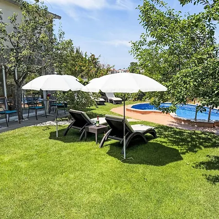 Appartement Ein Im Zweirosen By Interhome Fažana